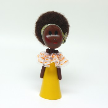 Africaine jaune froufrou 